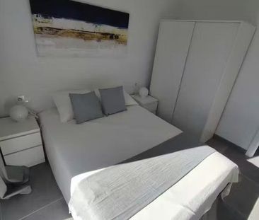 Avinguda de lOnze de Setembre, El Prat de Llobregat, Catalonia 08820 - Photo 6