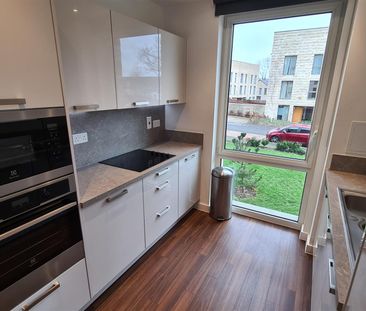 1 bed flat to rent in Farnsworth Drive, Edgware, HA8 - Photo 6