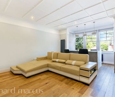 Park Hill Road, WALLINGTON - Photo 1