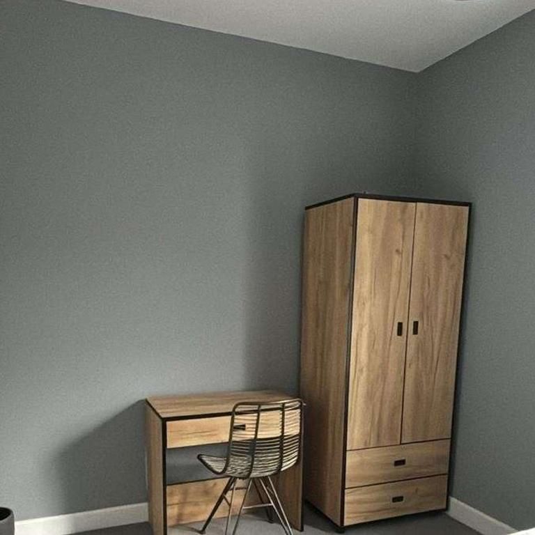 6 bedroom house of multiple occupation to rent - Photo 1