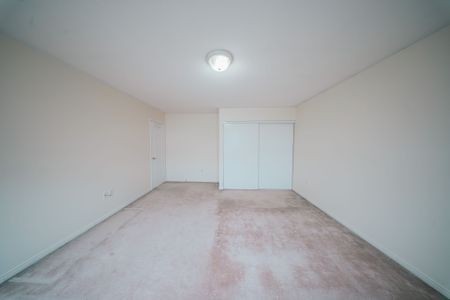 For Lease - 26 Peacock Crescent, Ajax, Ontario - Photo 3