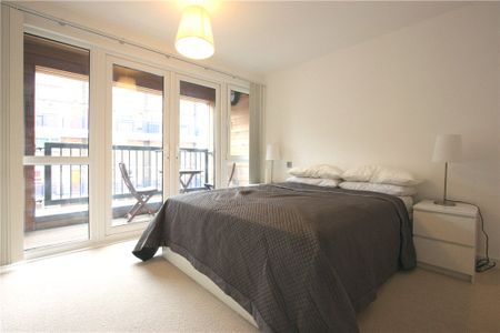 Maltby Street, London, SE1 3FF - Photo 2