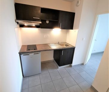 Location Appartement 1 pièce 29m² LAUNAGUET 31140 - Photo 1