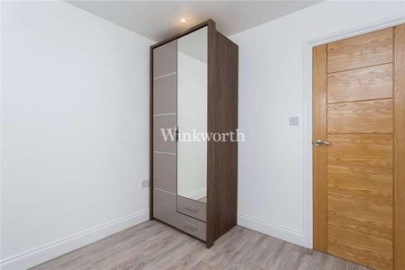 Hendon Way, London, NW2 - Photo 5