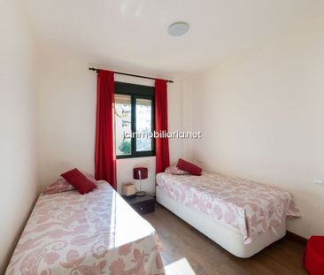 Apartamento en Estepona, La Resina, alquiler - Photo 1