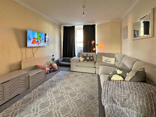 3 bedroom house to rent - Photo 1