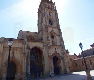 Oviedo - Photo 5