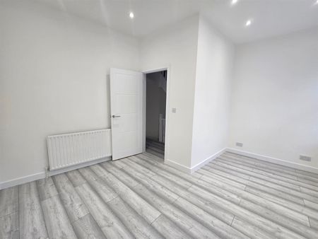 Villiers Road, Beckenham BR3, London - Photo 5