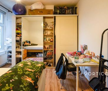 3 bedroom flat to rent - Photo 3