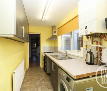 3 bedroom terraced house to rent - Photo 6