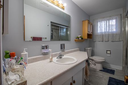 For Lease - 37 Albacore Crescent, Toronto, Ontario - Photo 4