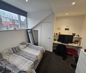 3 Bed - 17 Royal Park Terrace, Hyde Park, Leeds - LS6 1EX - Student - Photo 1