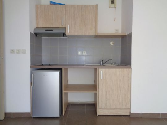 Location Appartement 2 pièces 43m² LA SEYNE SUR MER 83500 - Photo 1