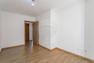 Rent Apartment 2 bedrooms Refurbished Marvila Lisboa - very quiet area - Photo 5