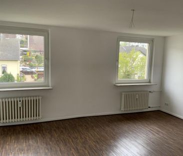 Schöne und einzugsbereite 3-Zimmer-Wohnung in Hagen Wehringhausen a... - Photo 4