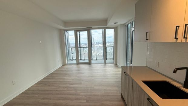 For Lease - 1 QUARRINGTON Lane Unit# 1614, Toronto, Ontario - Photo 1