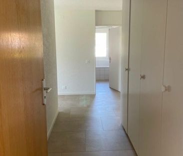 Chemin des Carabiniers 5, 3.5 pièces au 2ème Nord rénové - Photo 4