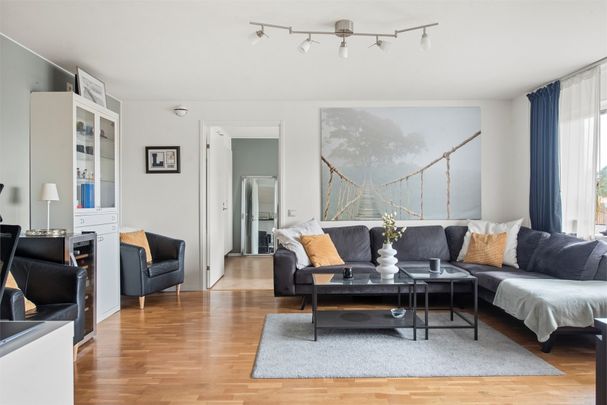 Bergavägen, Åkersberga - Photo 1