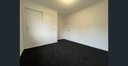 Modern Unit in the heart of New Norfolk! - Photo 4