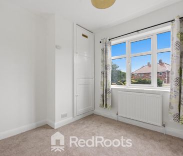 2 bedroom semi-detached house to rent - Photo 5
