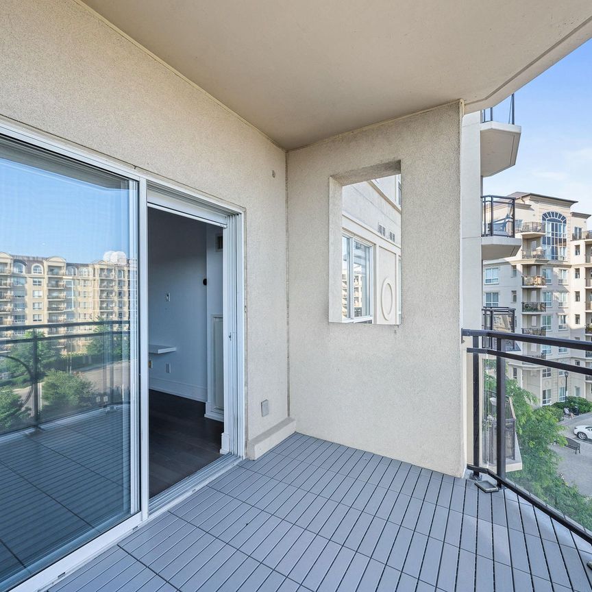 For Lease - 8 Maison Parc Court Unit# 520, Vaughan, Ontario - Photo 1