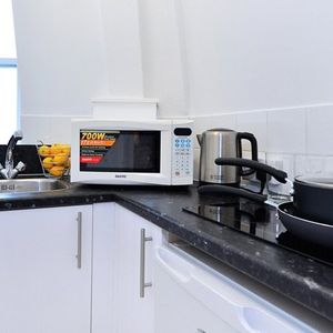 Hill Street, Mayfair - Photo 2