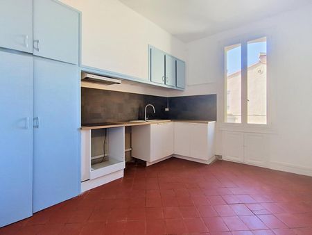 Location Appartement 4 pièces 121m² ST FELIU D AVALL 66170 - Photo 4