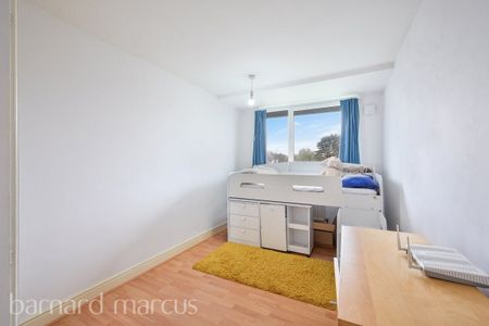 Victoria Drive - Photo 2