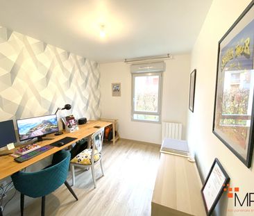 Location Appartement 3 pièces 65m² - Photo 3