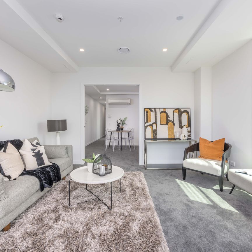 Luxury Living - Photo 1