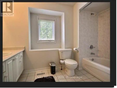 55 PEACHLEAF CRESCENT - Photo 4