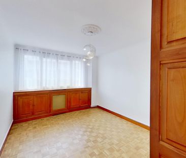 Location Appartement 4 pièces 110m² - Photo 4