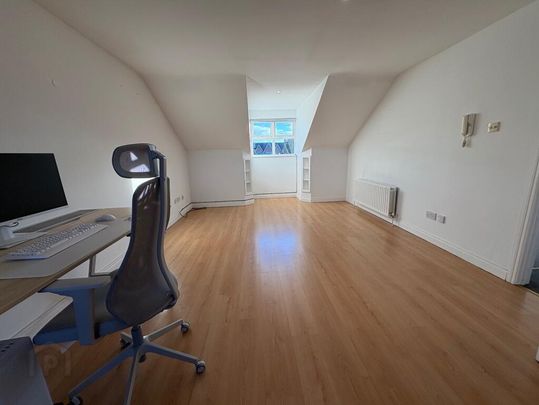 7b Hillsborough Court, Carryduff, BT8 8SU - Photo 1