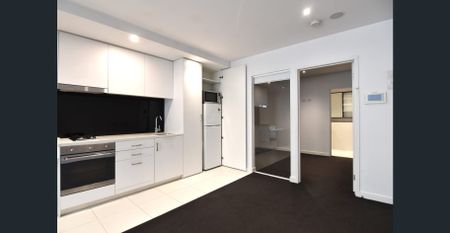 Modern One Bedroom in Prime CBD Location - Photo 4