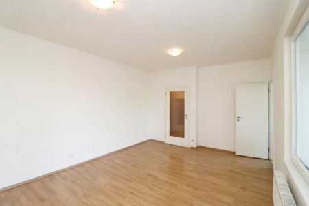 Pronájem slunného bytu 2+kk, 41 m - Photo 2