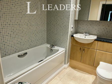 2 bedroom apartment to rent Hagley Road West, Oldbury, B68 - Photo 4