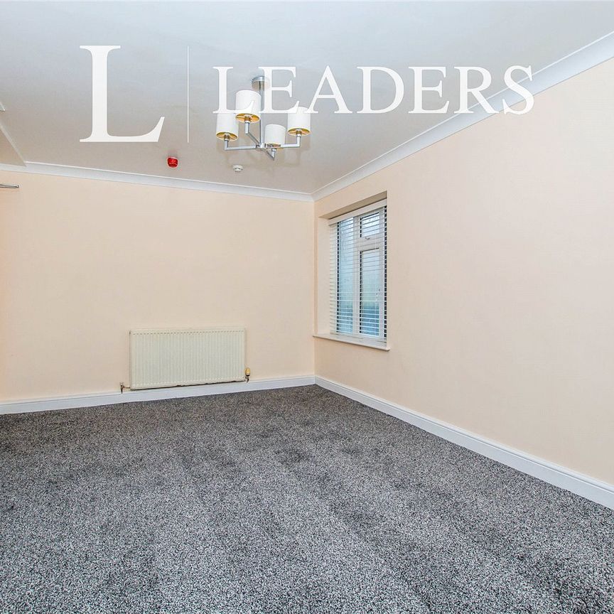 1 bedroom apartment to rent South Parade, Skegness, Lincolnshire, PE25 - Photo 1