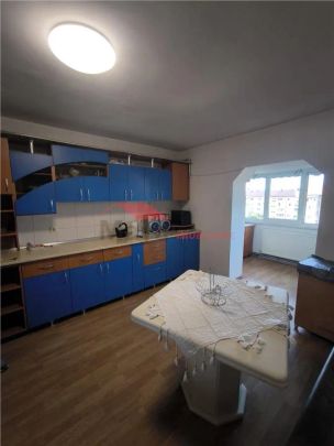 Apartament 3 camere, zona Sensul Vechi - Photo 1