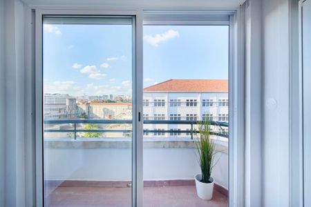 Avenida de Berna, Lisbon, Lisbon 1050-038 - Photo 5