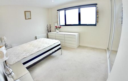 Imperial Drive, Harrow - Photo 5