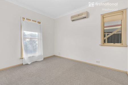 40 Pelham Crescent, 3024, Wyndham Vale Vic - Photo 3