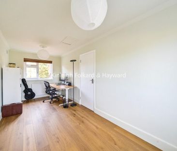 5 bedroom detached house to rent - Photo 3