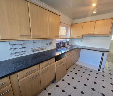 Deyes Lane, Liverpool, L31 6DN - Photo 4