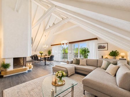 Grosszügige 4.5-Zimmer-Dachwohnung mit Cheminée und zwei Balkonen i... - Photo 2