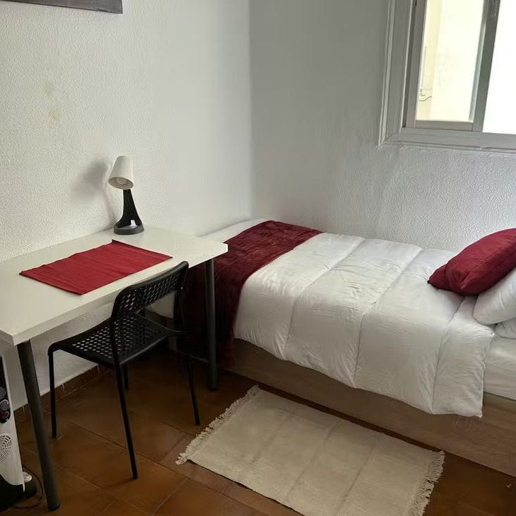 Calle de Fernández de los Ríos, Madrid, Community of Madrid 28015 - Foto 1