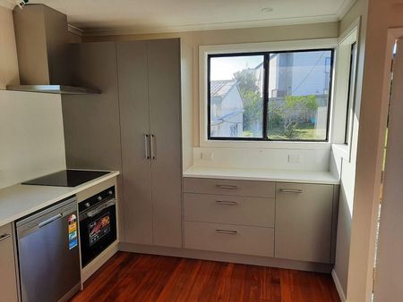 Renovated 2 Bedroom House with Large Section - Photo 5