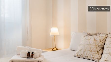 rome, Lazio 00152 - Photo 4