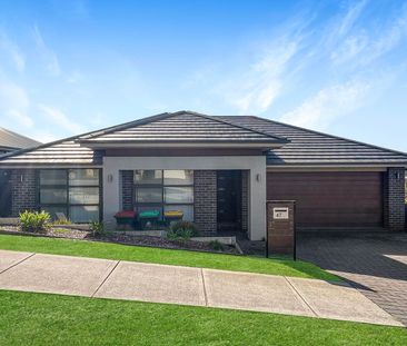 THE PERFECT BLEND OF STYLE AND COMFORT - Photo 1