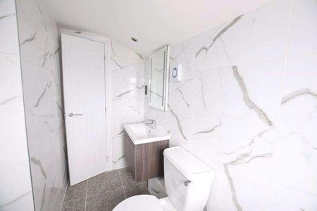 Worlds End Lane, Orpington, BR6 - Photo 5