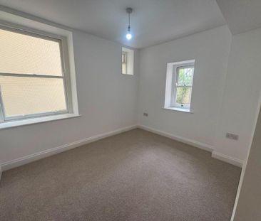 2 bedroom house to rent - Photo 1